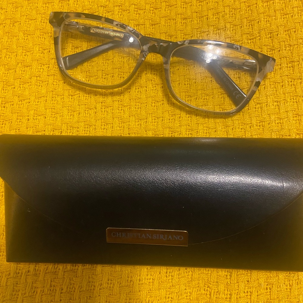 Christian Siriano (Renee)Women’s Eyewear Frame & Case